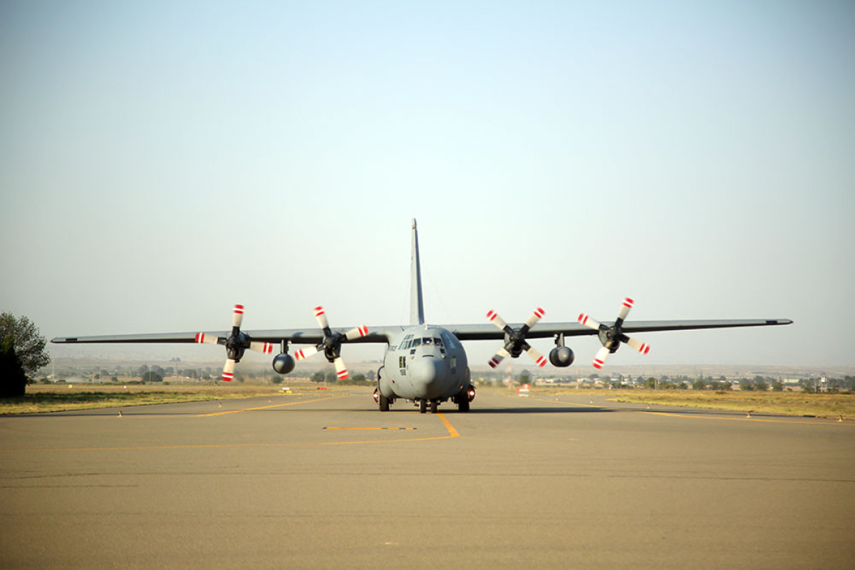 “TurAz Qartalı-2022” təlimində iştirak edəcək Türkiyə hərbçiləri Azərbaycana gəlib