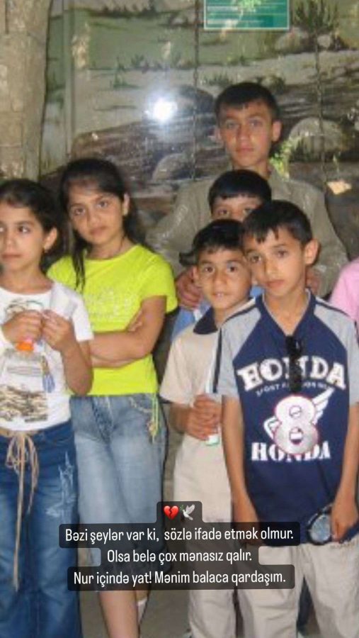 Eyni uşaq evində böyüyüblərmiş... - FOTO